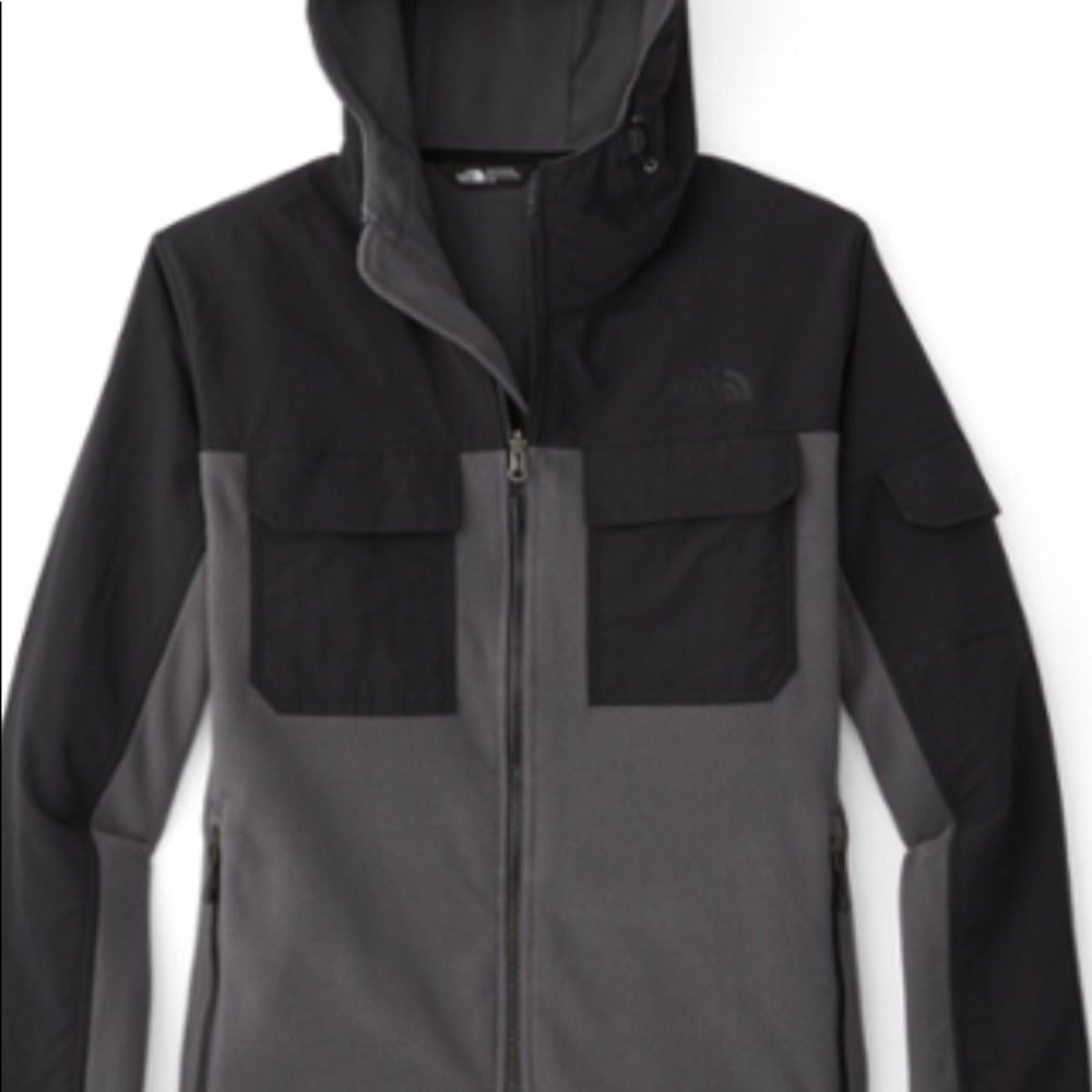 Brand New!!! North Face Mens Salinas Hooded Jacket
